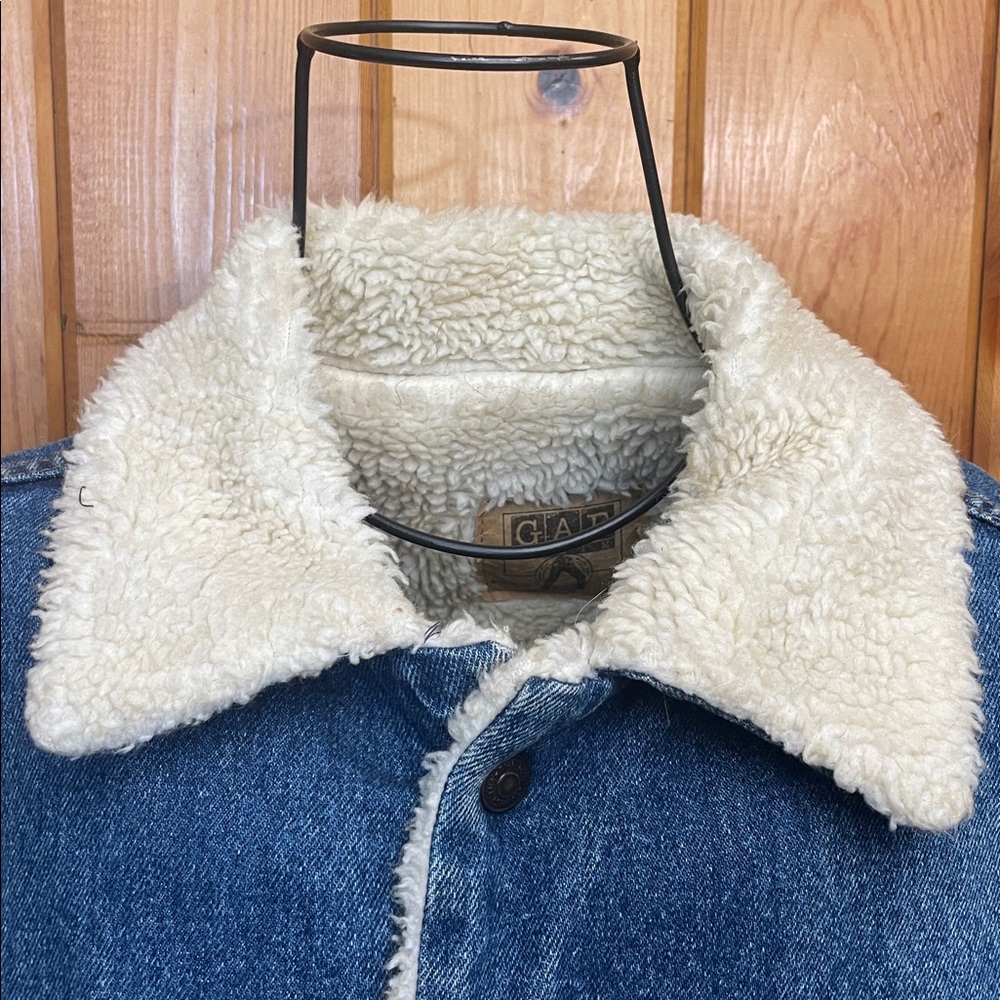 80s Gap Mens Large Sherpa Collar Lined Faded Denim Jean Jacket vintage coat - Picture 3 of 13